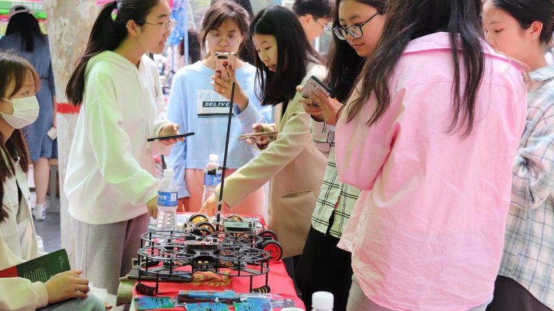 中小企业数字化转型的关键要素：如何选择合适的咨询公司